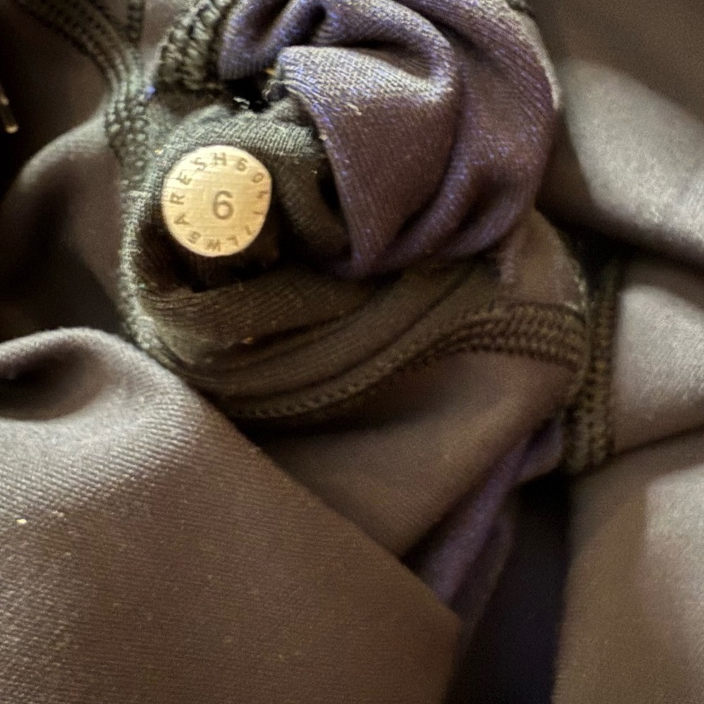 Lululemon Wunder Under High Rise - Picture 10 of 11
